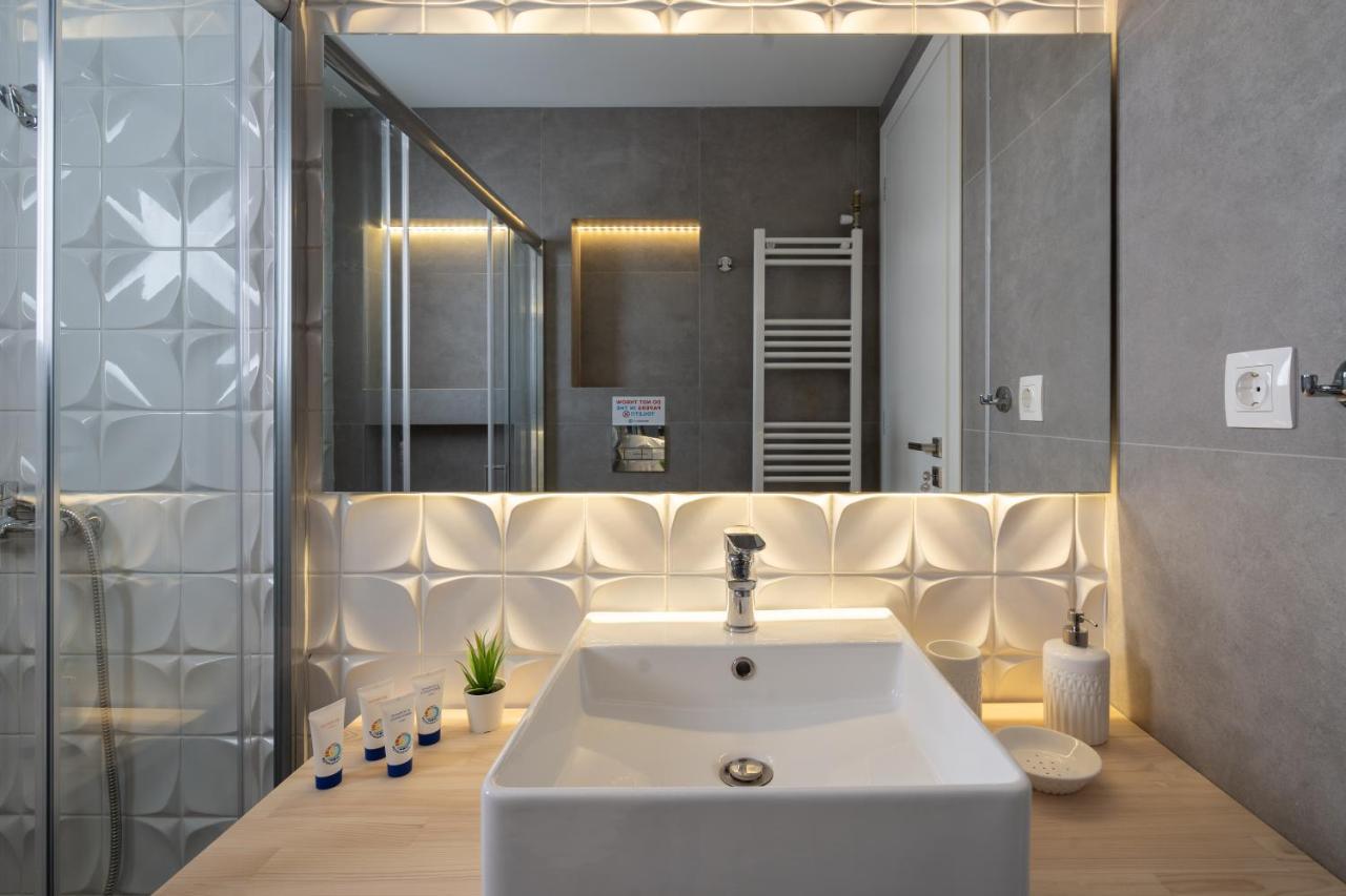 Pagrati'S Best Apartment Атина Екстериор снимка