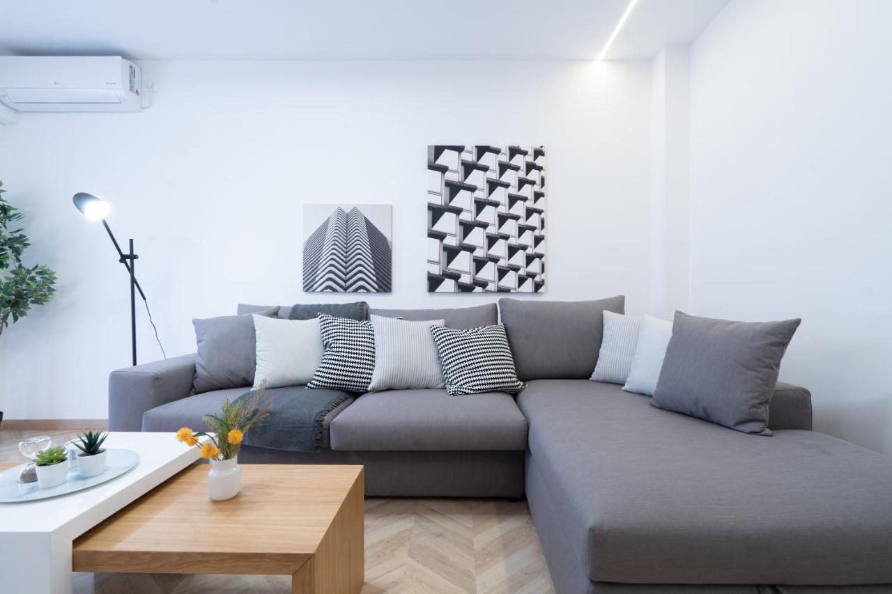 Pagrati'S Best Apartment Атина Екстериор снимка